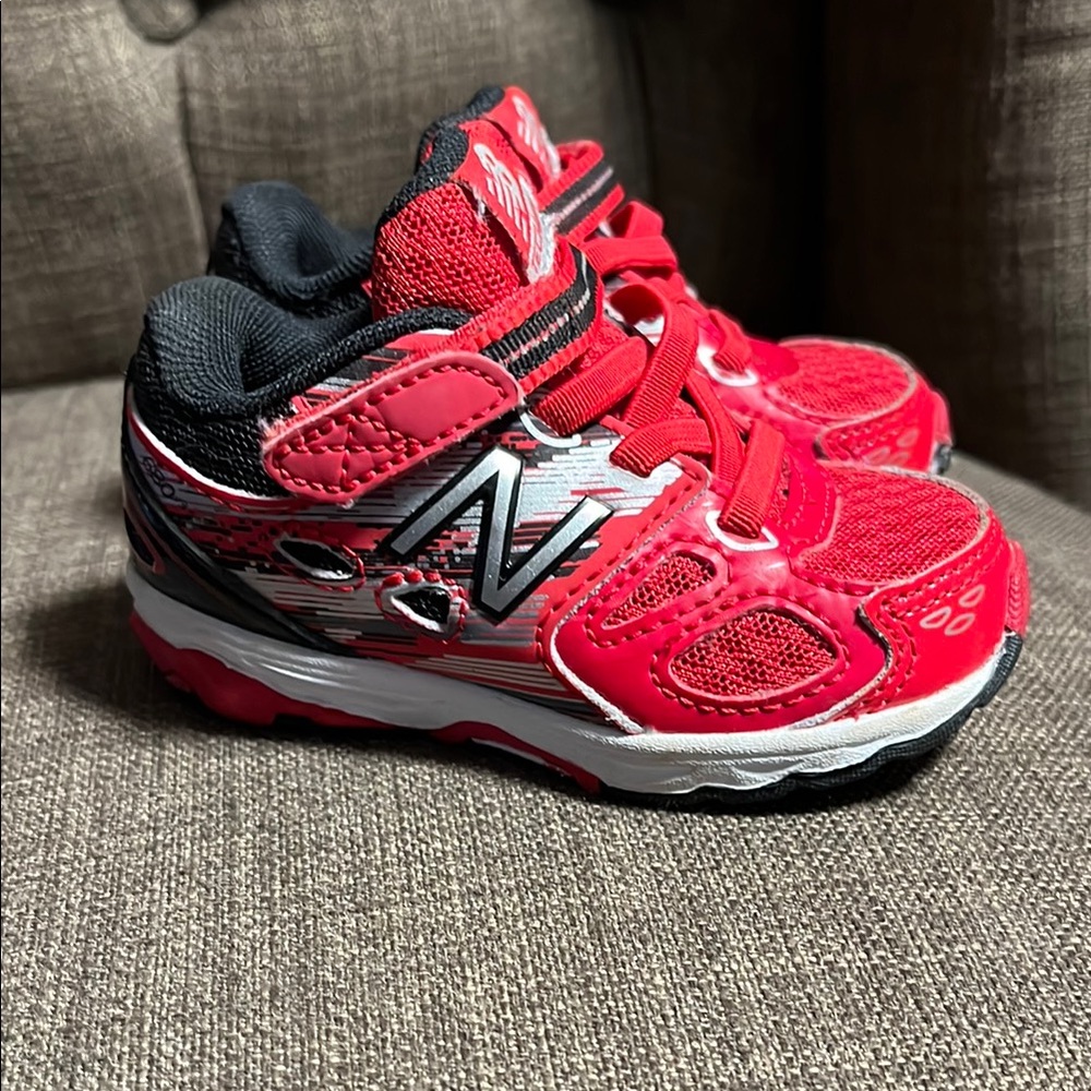 New Balance sneakers infant size 4